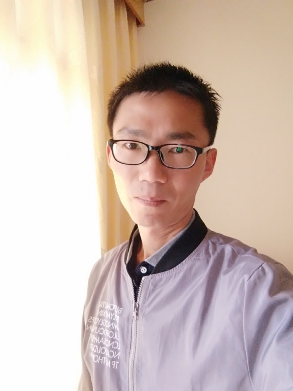平凡的风的第二张照片--云南中老年相亲网