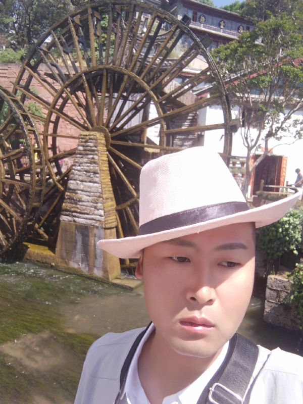 曲靖相亲的第一张照片--云南中老年相亲网