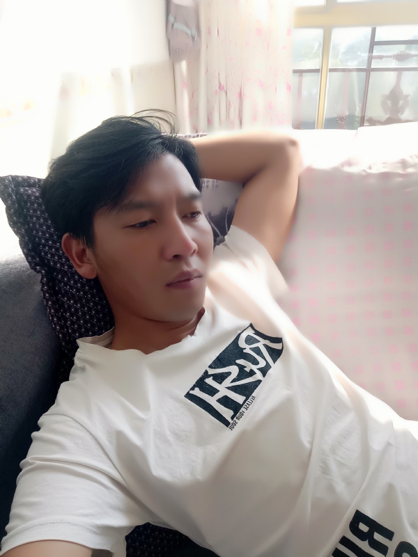 大通的第一张照片--云南中老年相亲网