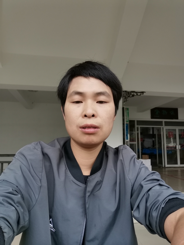 刘志强的第一张照片--云南中老年相亲网