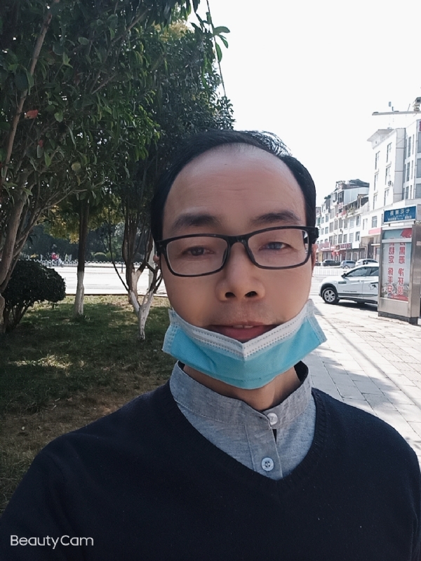 开心生活的第一张照片--云南中老年相亲网