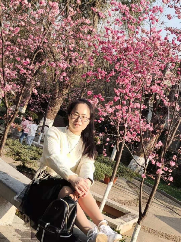 Nancy的第一张照片--云南中老年相亲网